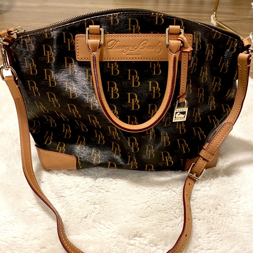 Dooney & Bourke Handbag